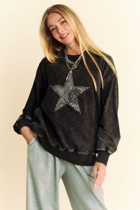 Davi & Dani Stud Star Patch Acid Washed Sweatshirt