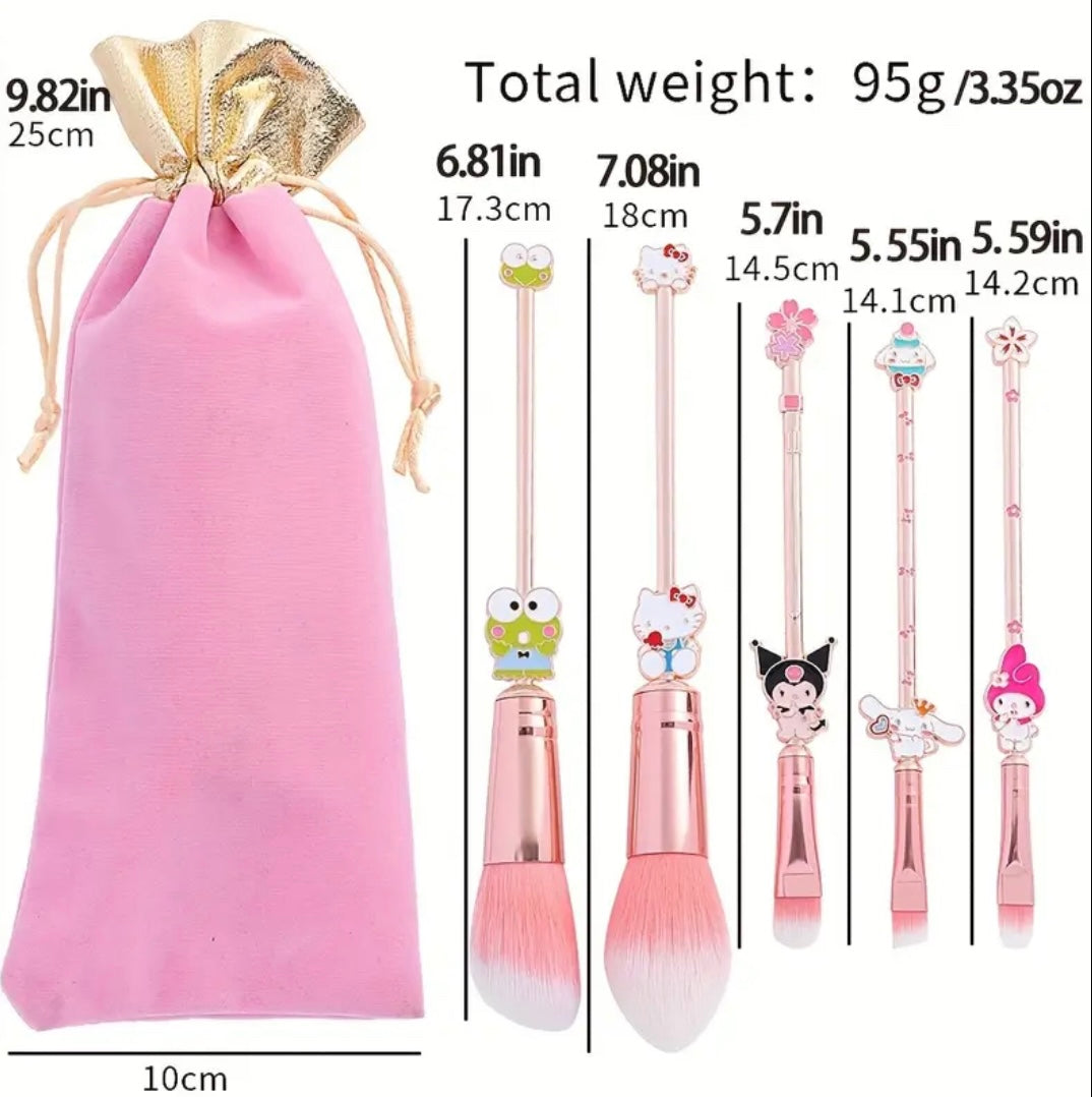 5 Piece Hello Kitty Makeup Brushes & Carrying Pouch