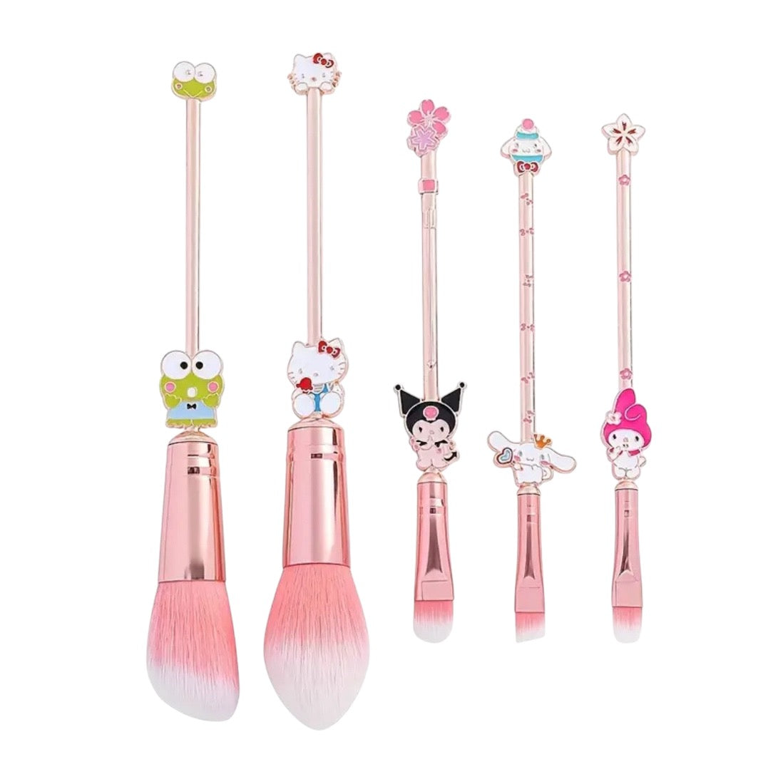 5 Piece Hello Kitty Makeup Brushes & Carrying Pouch